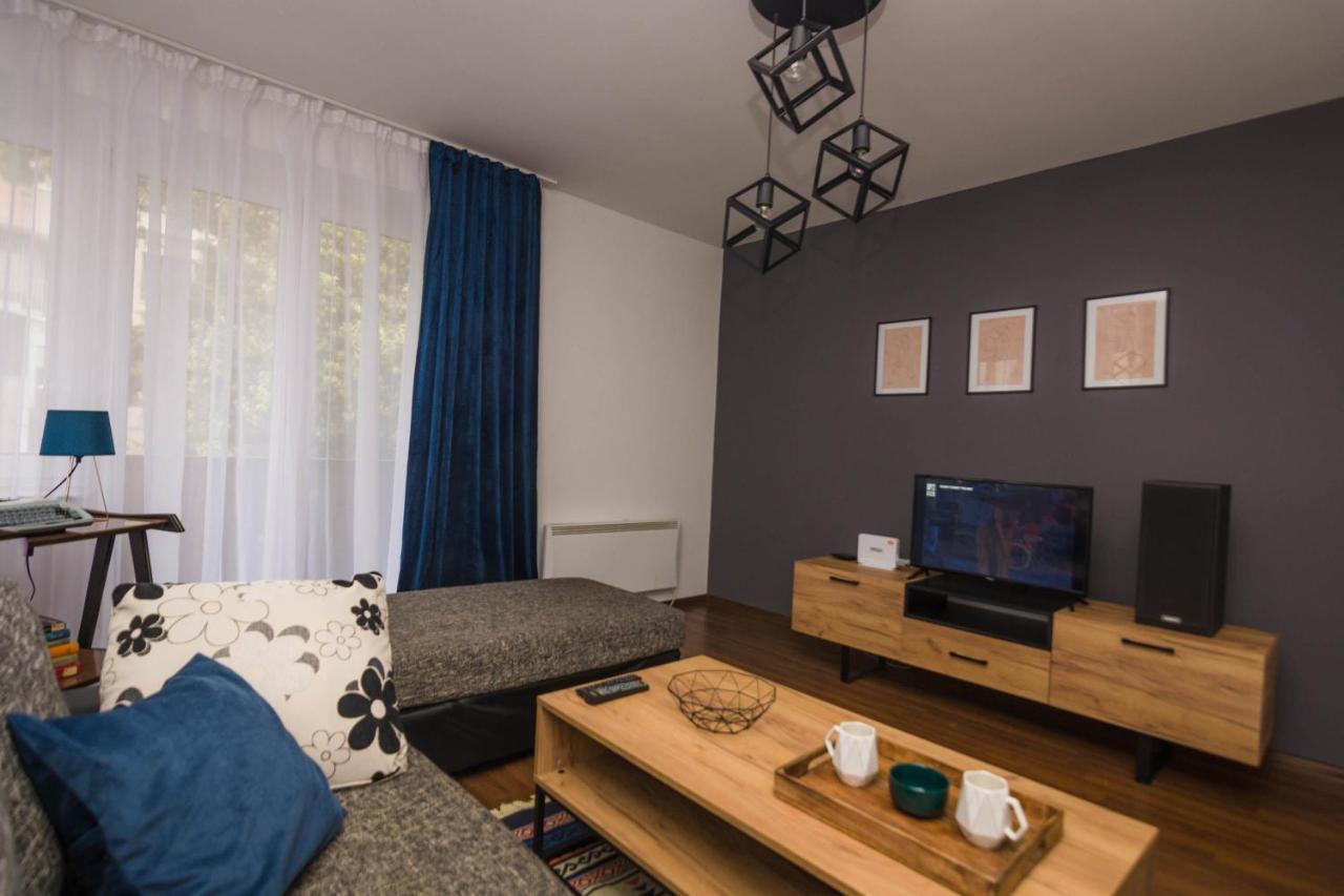 Alen Apartment Old Town - Free Parking Sarajevo Exterior photo